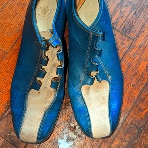 Bowling shoes vintage